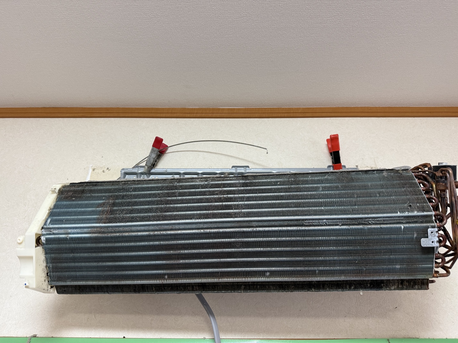 エアコン熱交換器の洗浄前